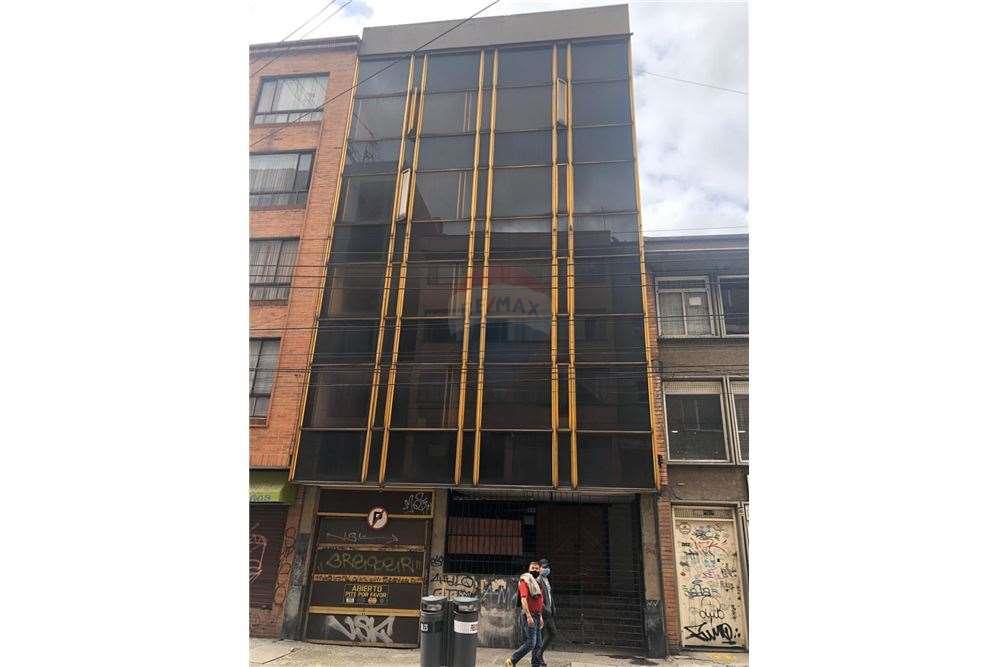 Hotel for Sale in Bogota Distrito Capital 110231